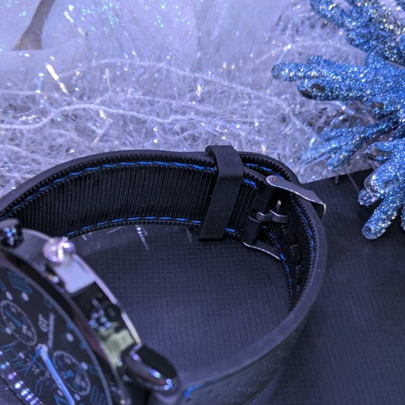 Mens Silicone Band stitched watch - Picture 2 of 2